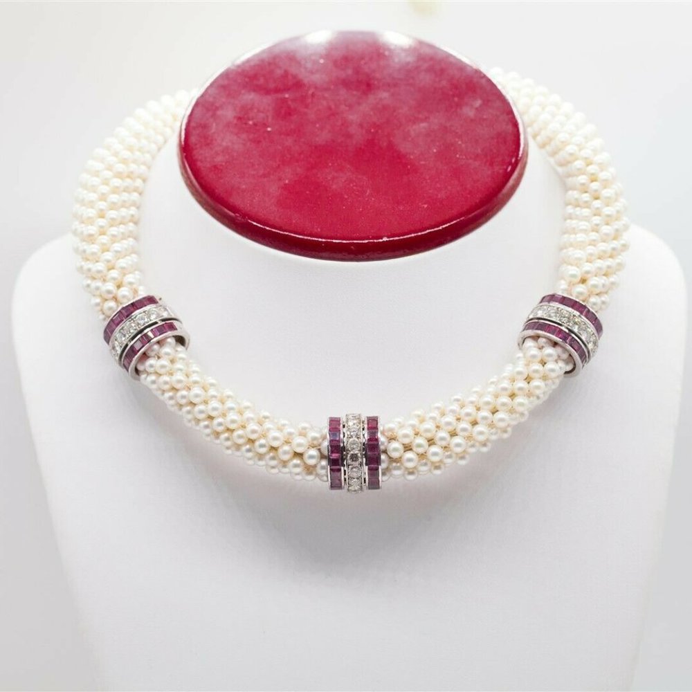 RARE!! 15CTS VS Diamonds, Rubys, Pearl Necklace